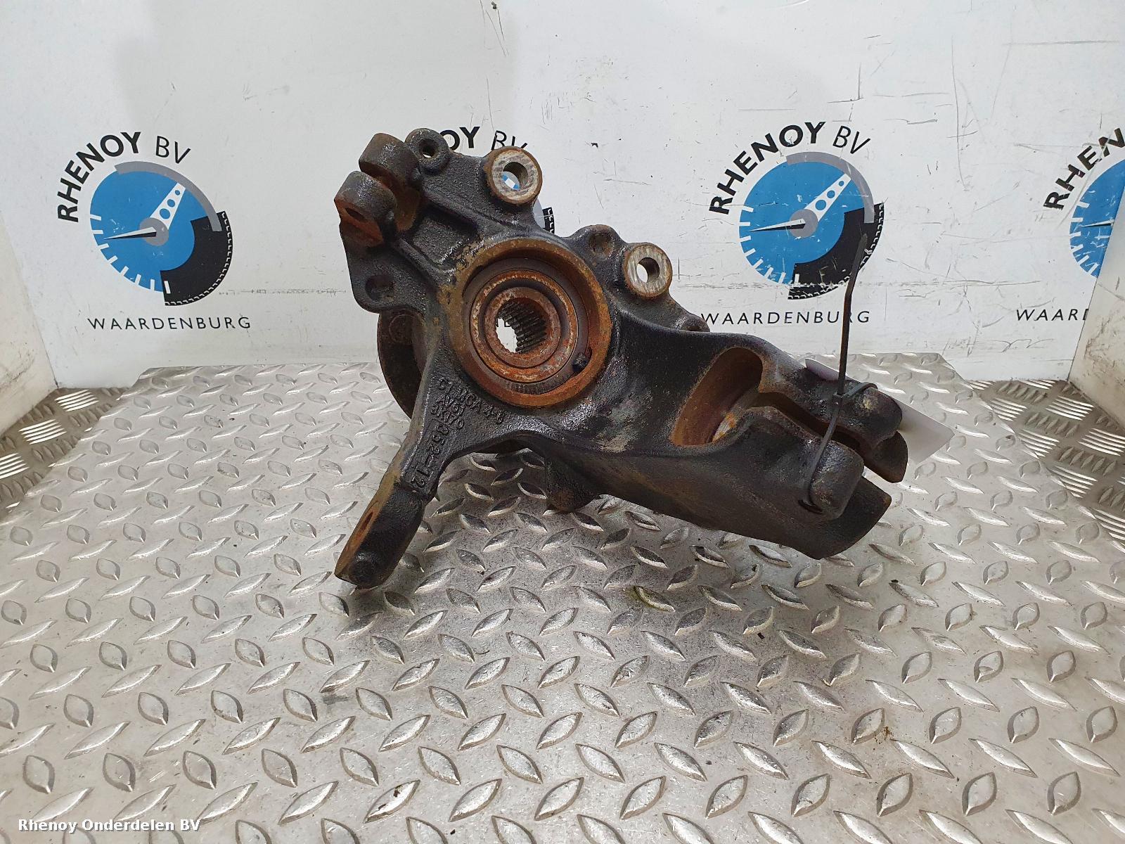 Bekijk Auto-onderdeel FUSEE RV FORD FOCUS 2013