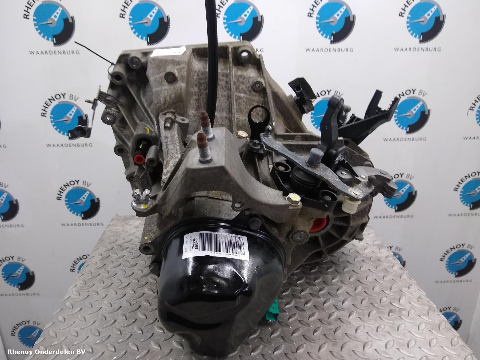 2019 DACIA SANDERO STEPWAY TRANSMISSIE / VERSNELLINGSBAK View Auto part TRANSMISSIE / VERSNELLINGSBAK DACIA SANDERO STEPWAY 2019