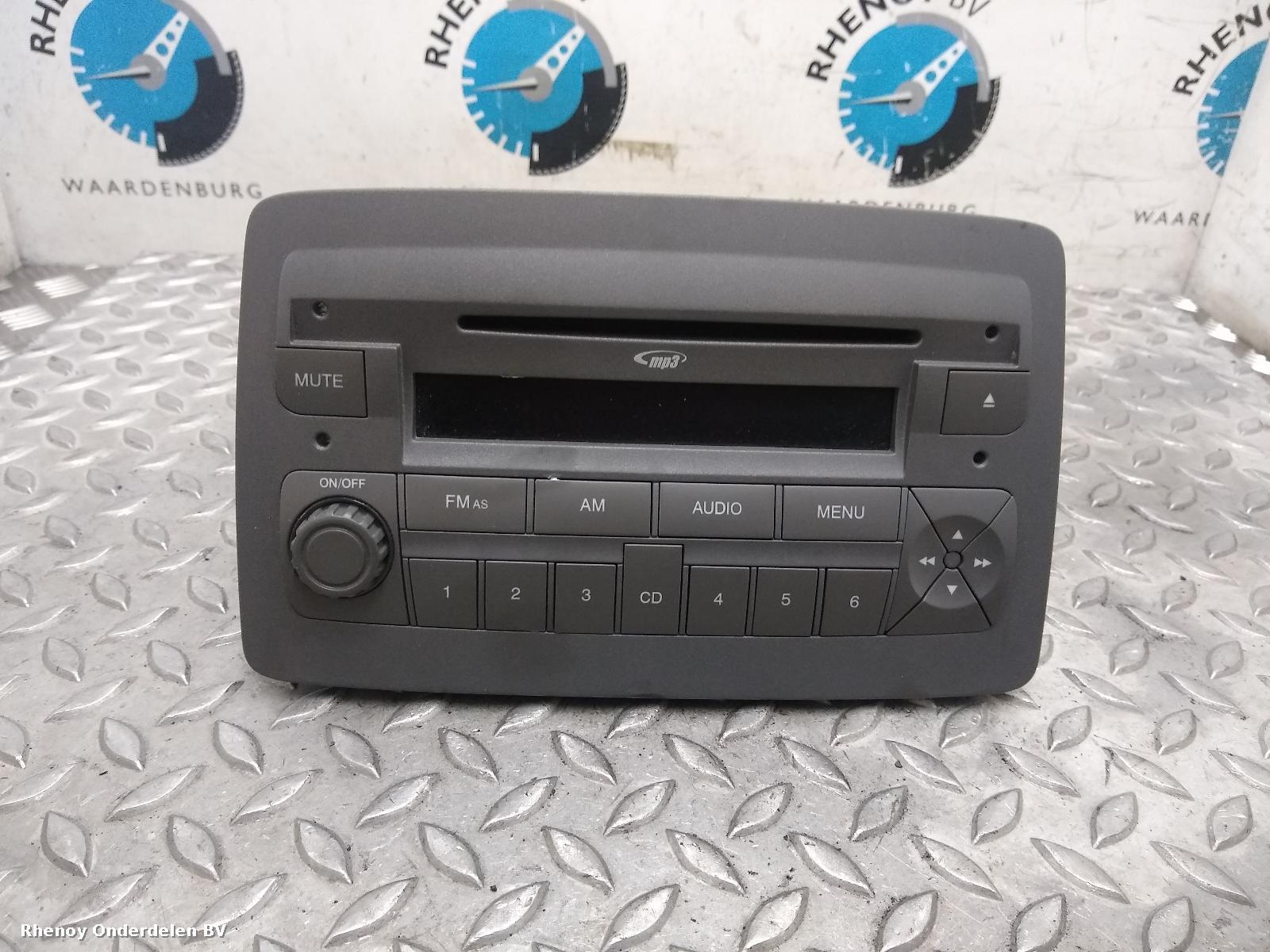 View Auto part A/V Equipment FIAT PANDA 2010