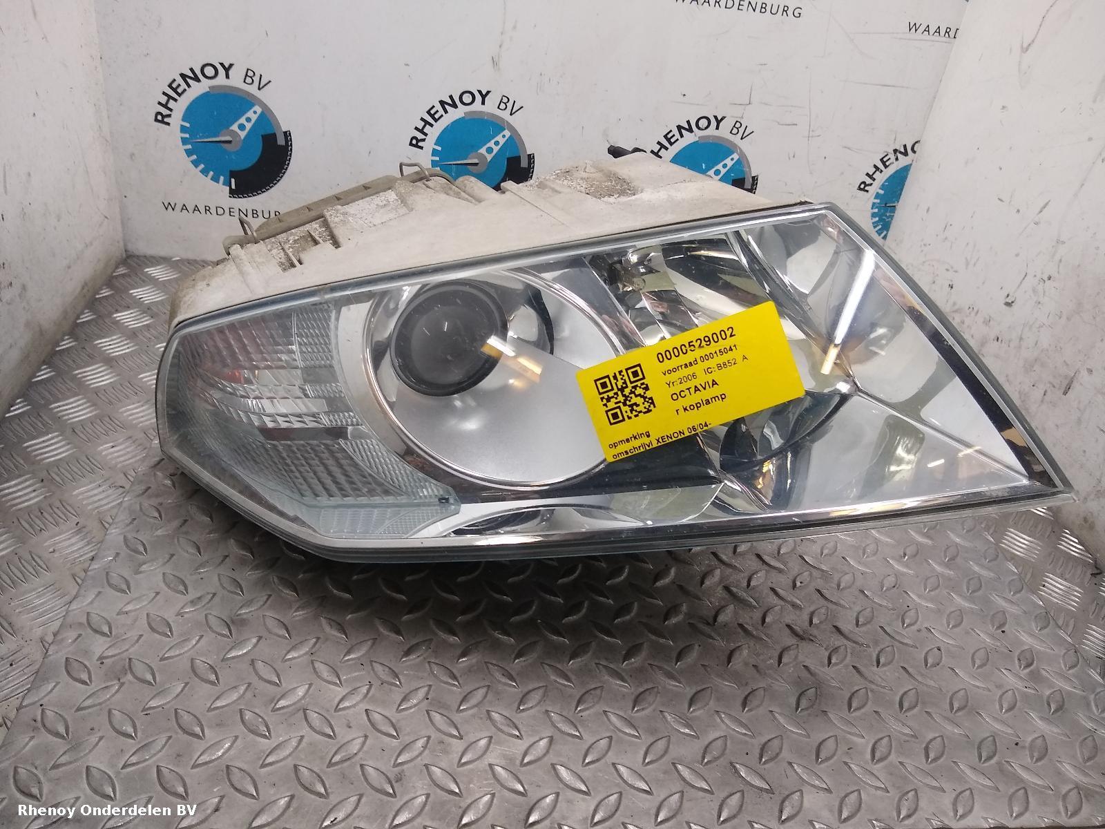View Auto part R Headlamp SKODA OCTAVIA 2006