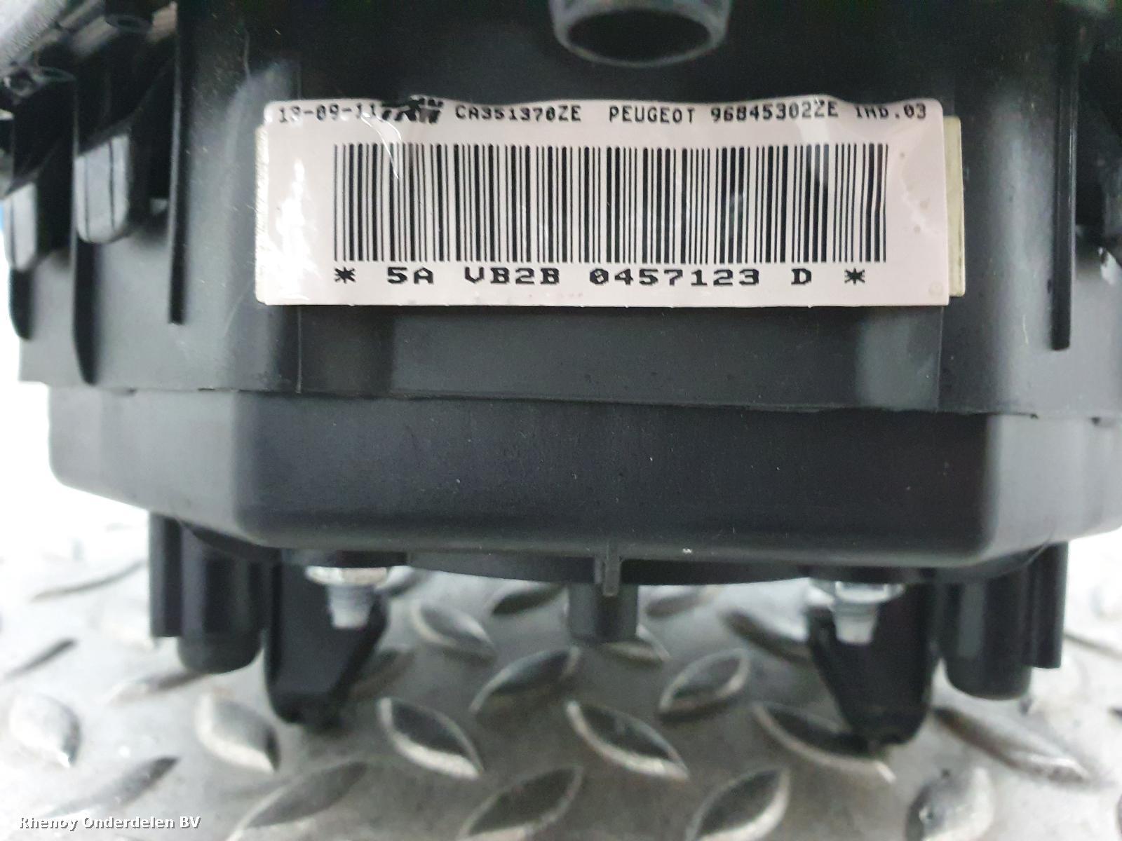 2011 PEUGEOT 5008 AIRBAG SET View Auto part AIRBAG SET PEUGEOT 5008 2011