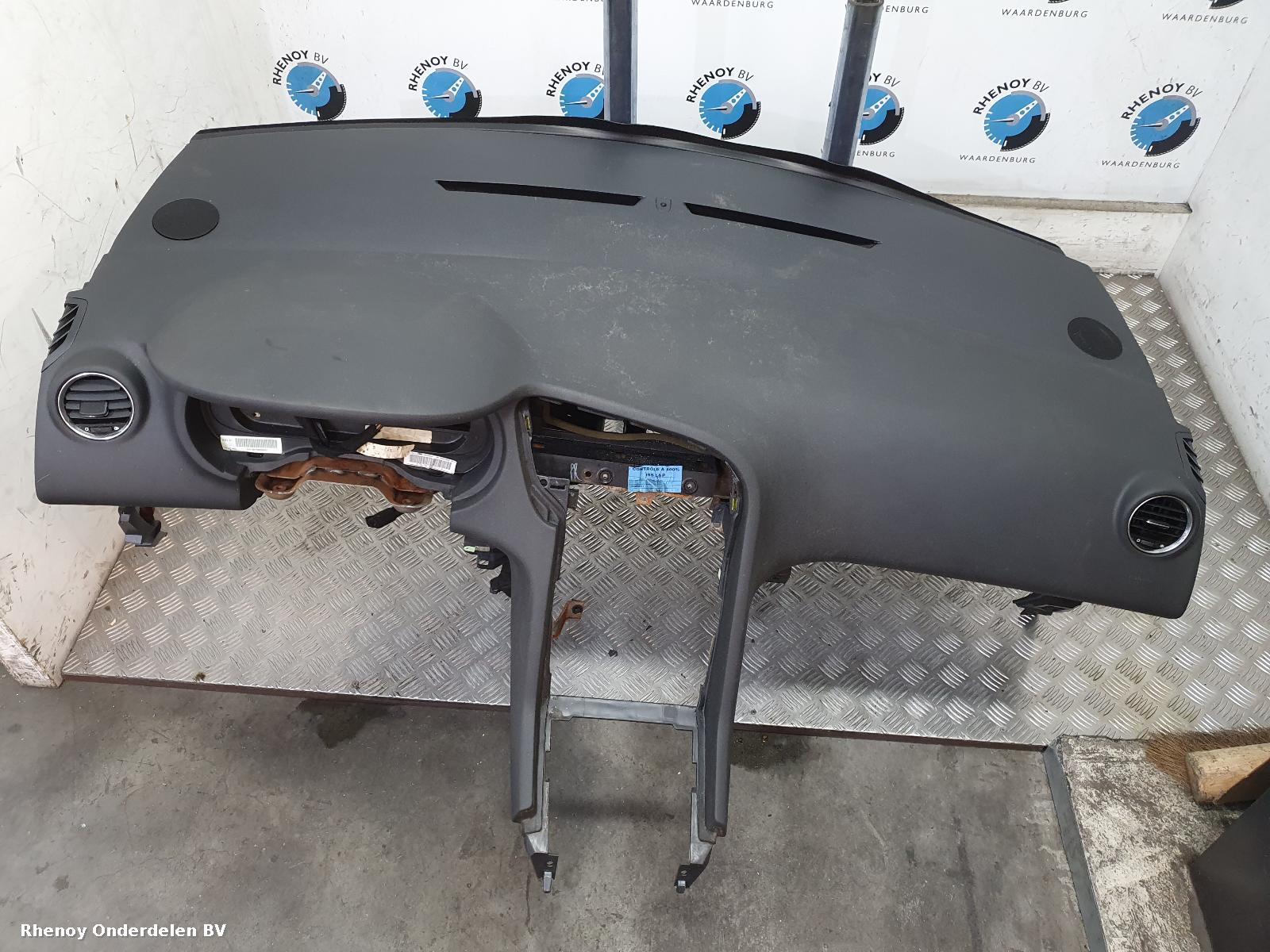 2011 PEUGEOT 5008 AIRBAG SET View Auto part AIRBAG SET PEUGEOT 5008 2011