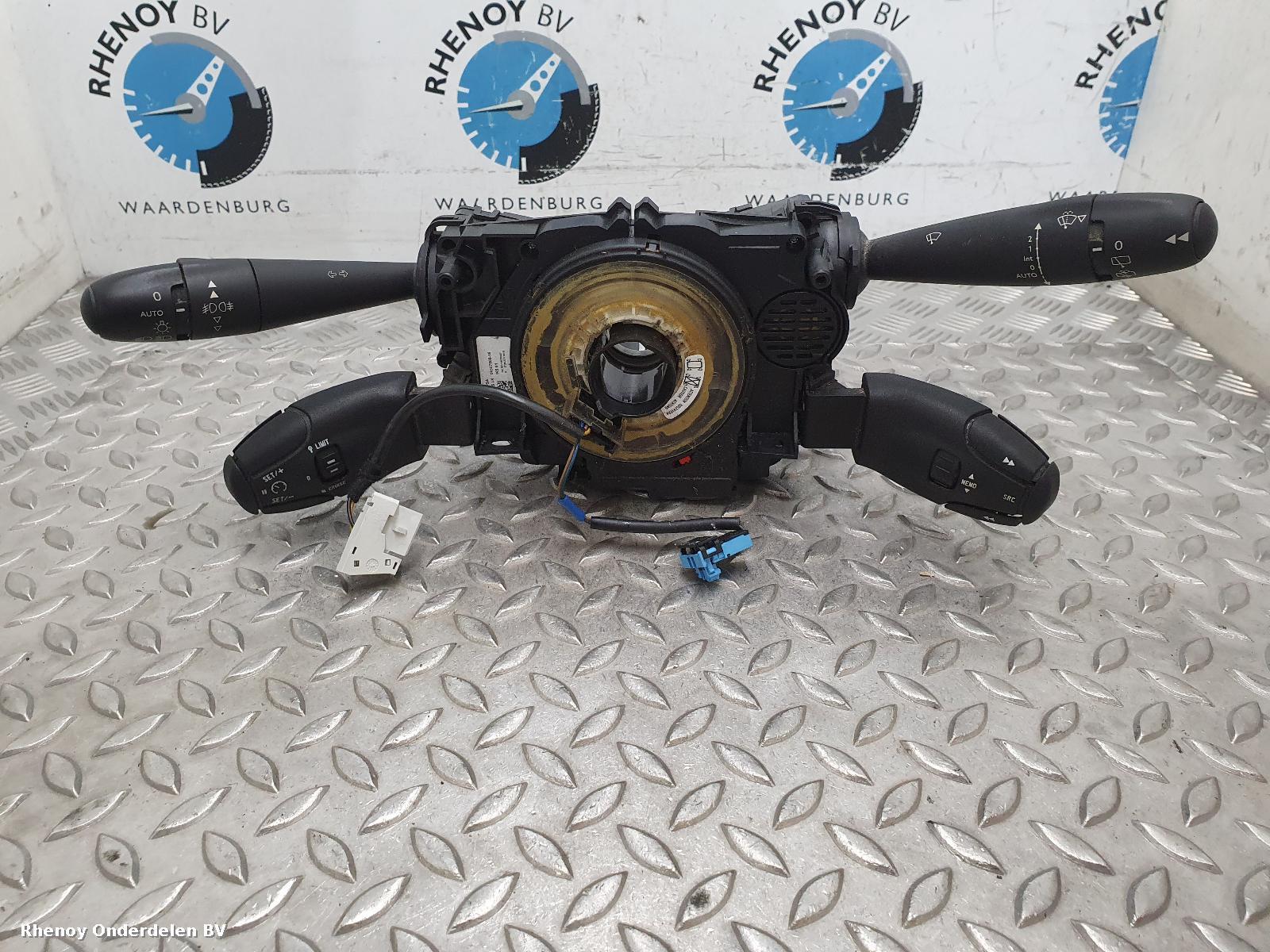2011 PEUGEOT 5008 AIRBAG SET View Auto part AIRBAG SET PEUGEOT 5008 2011