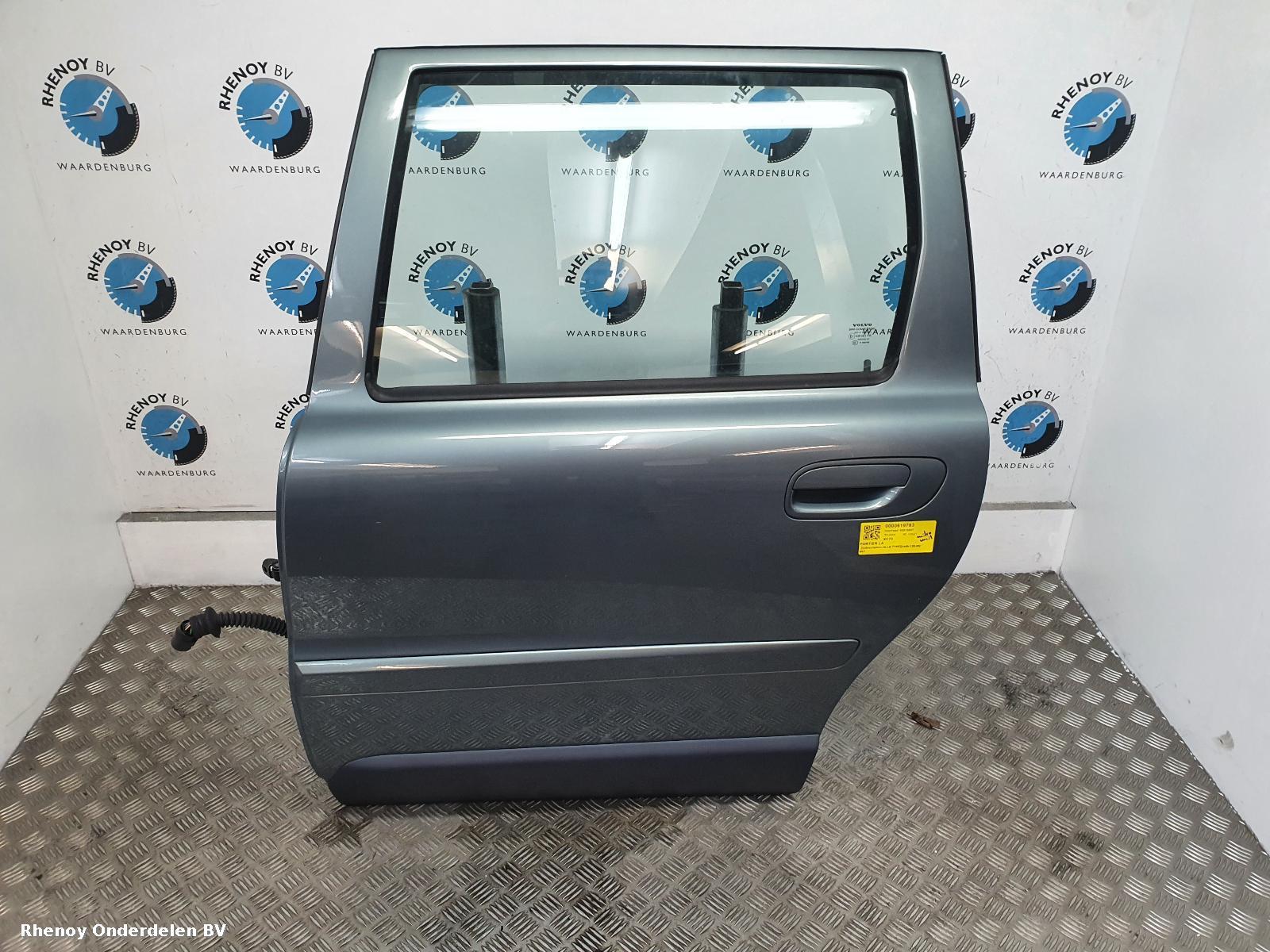 View Auto part L Rear Door VOLVO XC70 2004
