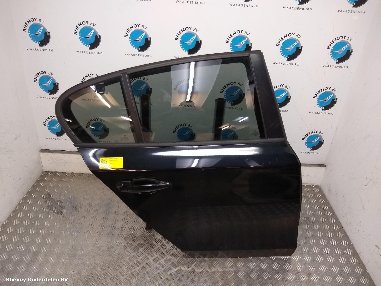 Bekijk Auto-onderdeel PORTIER RA  BMW 1 SERIES 2004