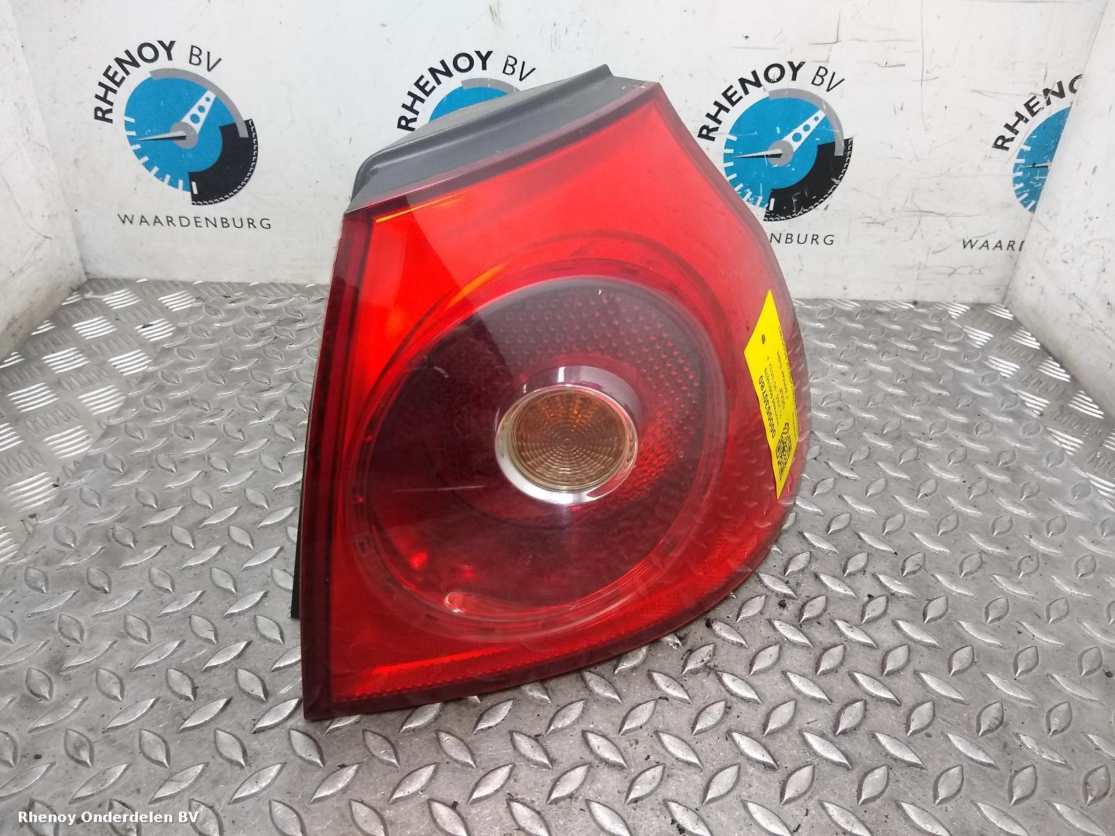 Bekijk Auto-onderdeel ACHTERLICHT R VOLKSWAGEN GOLF 2005