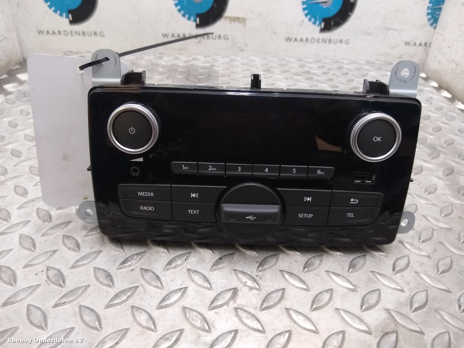 Bekijk Auto-onderdeel RADIO RENAULT CLIO 2019