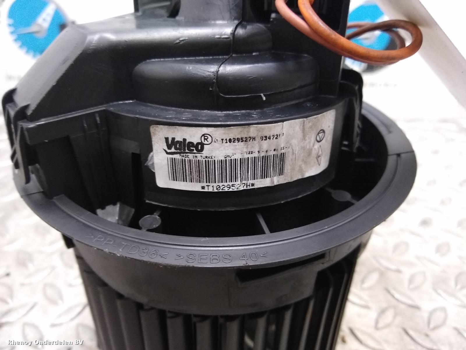 View Auto part KACHELMOTOR RENAULT CLIO 2019