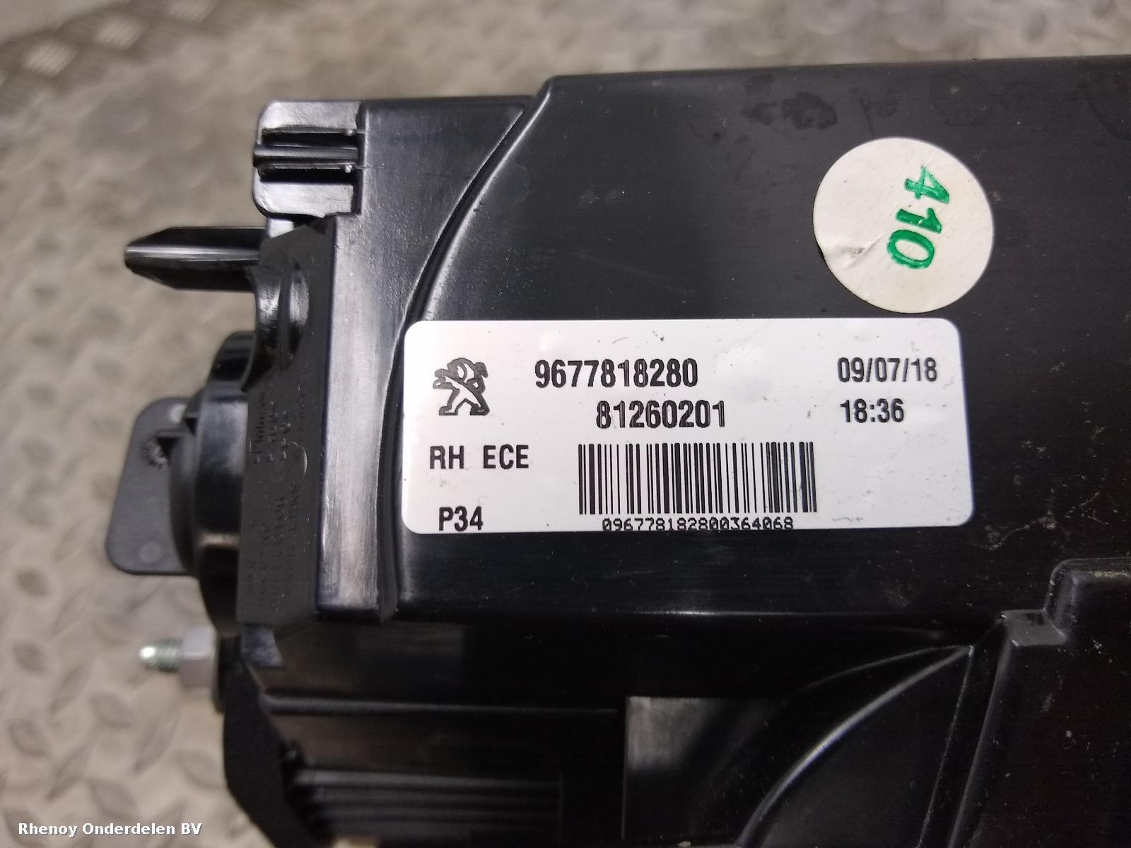 View Auto part ACHTERLICHT R PEUGEOT 308 2018
