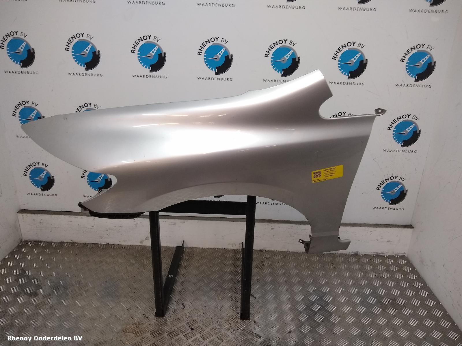 Bekijk Auto-onderdeel VOORSCHERM L HONDA CIVIC HYBRID 2009