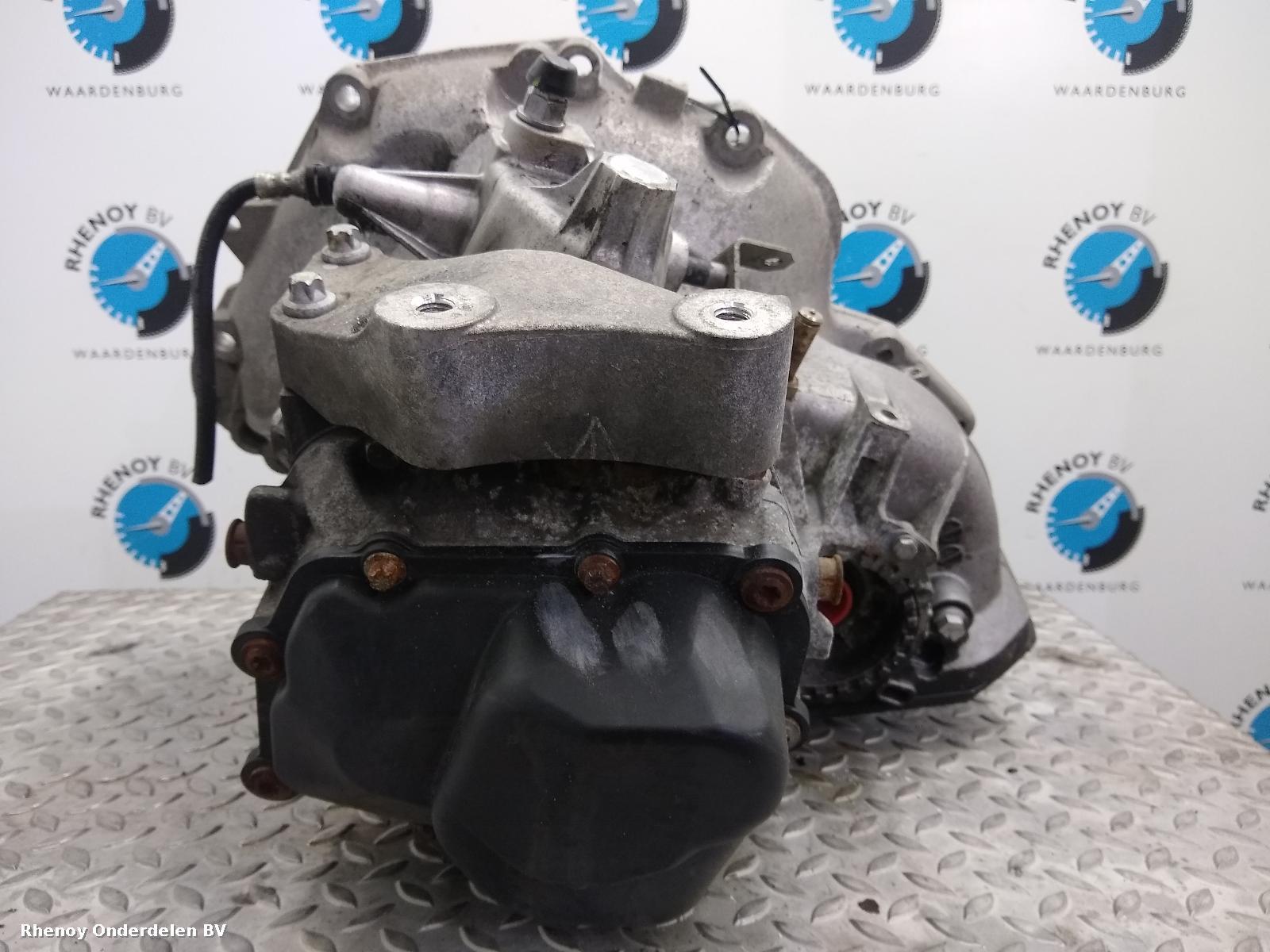 View Auto part TRANSMISSIE / VERSNELLINGSBAK OPEL / VAUXHALL CORSA 2011