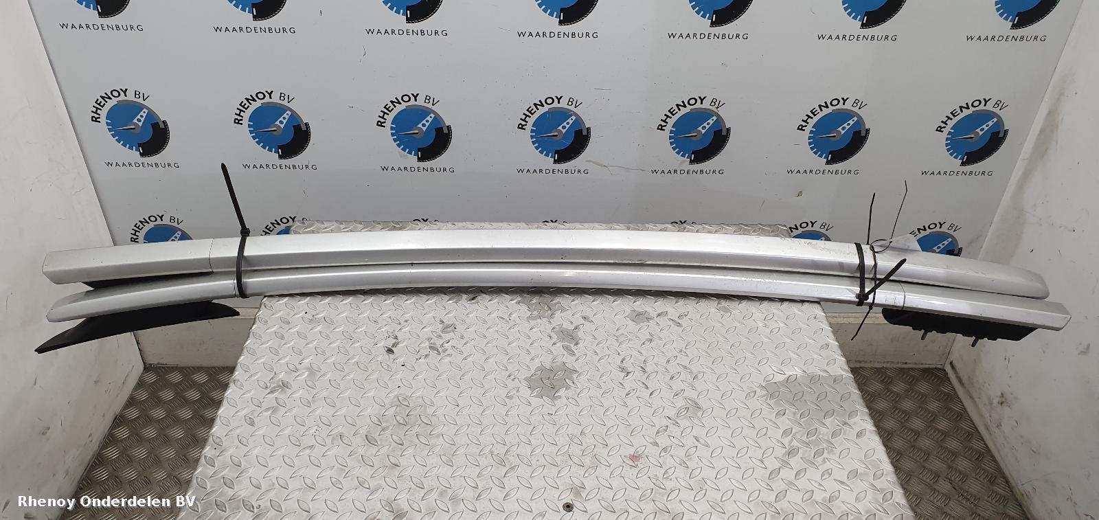 Bekijk Auto-onderdeel DAK RAIL PEUGEOT 207 2010