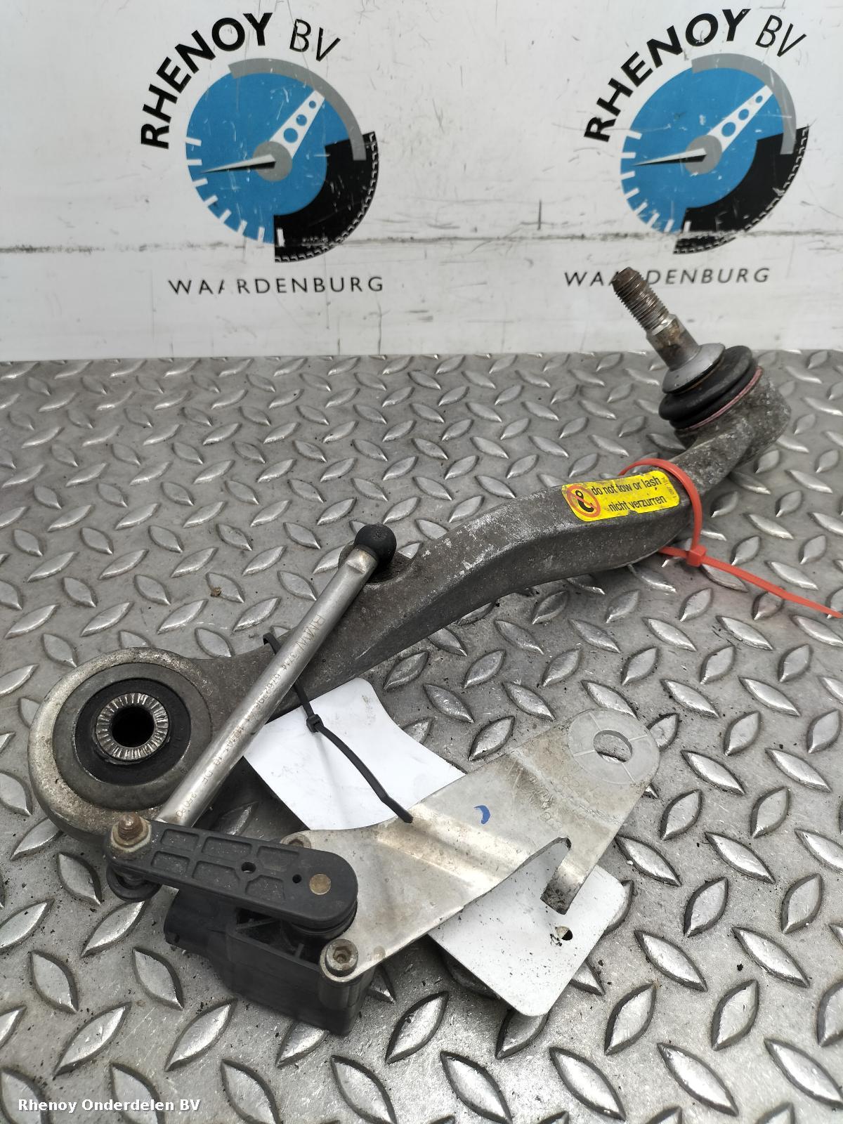 Bekijk Auto-onderdeel DRAAGARM ONDER RV BMW 5 SERIES 2004