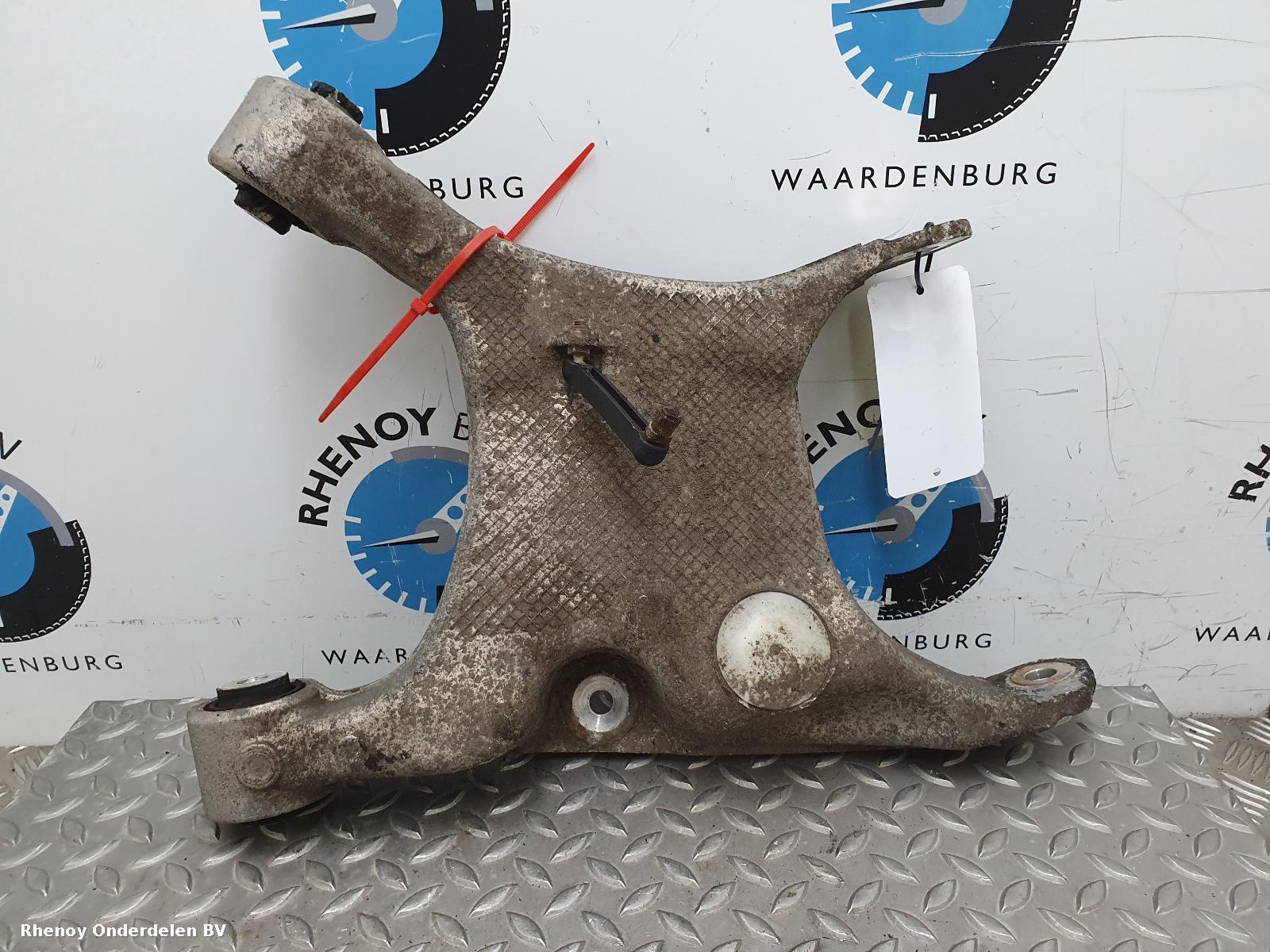Bekijk Auto-onderdeel DRAAGARM ONDER LA BMW 5 SERIES 2004