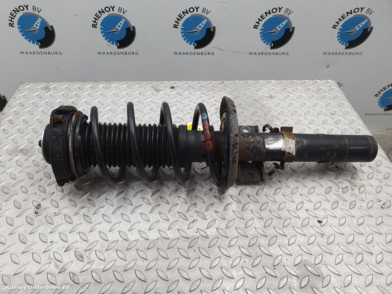 Bekijk Auto-onderdeel VEERPOOT / SCHOKBREKER RV VOLKSWAGEN POLO 2005