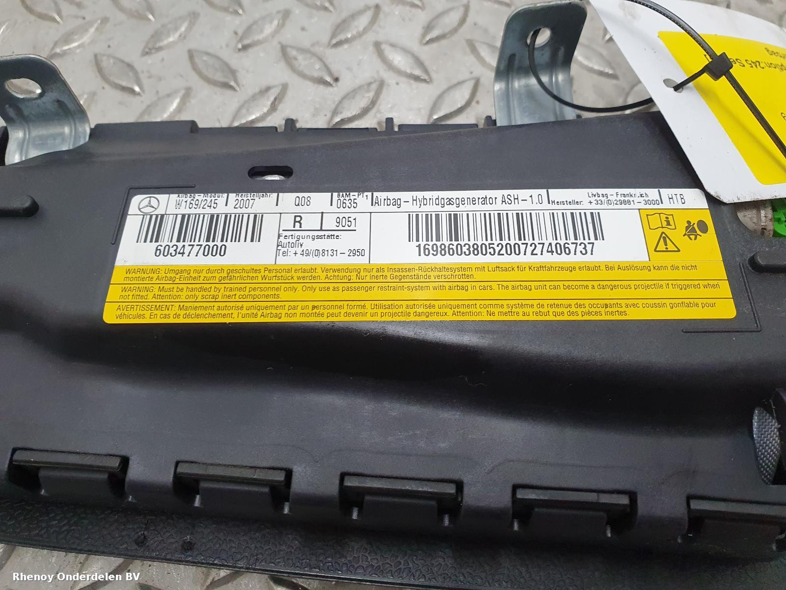 View Auto part AIRBAG RECHTS MERCEDES B CLASS 2007
