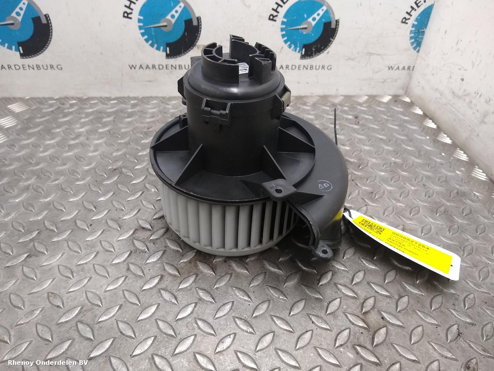 View Auto part Heater Motor/Assembly VAUXHALL / OPEL ASTRA 2006