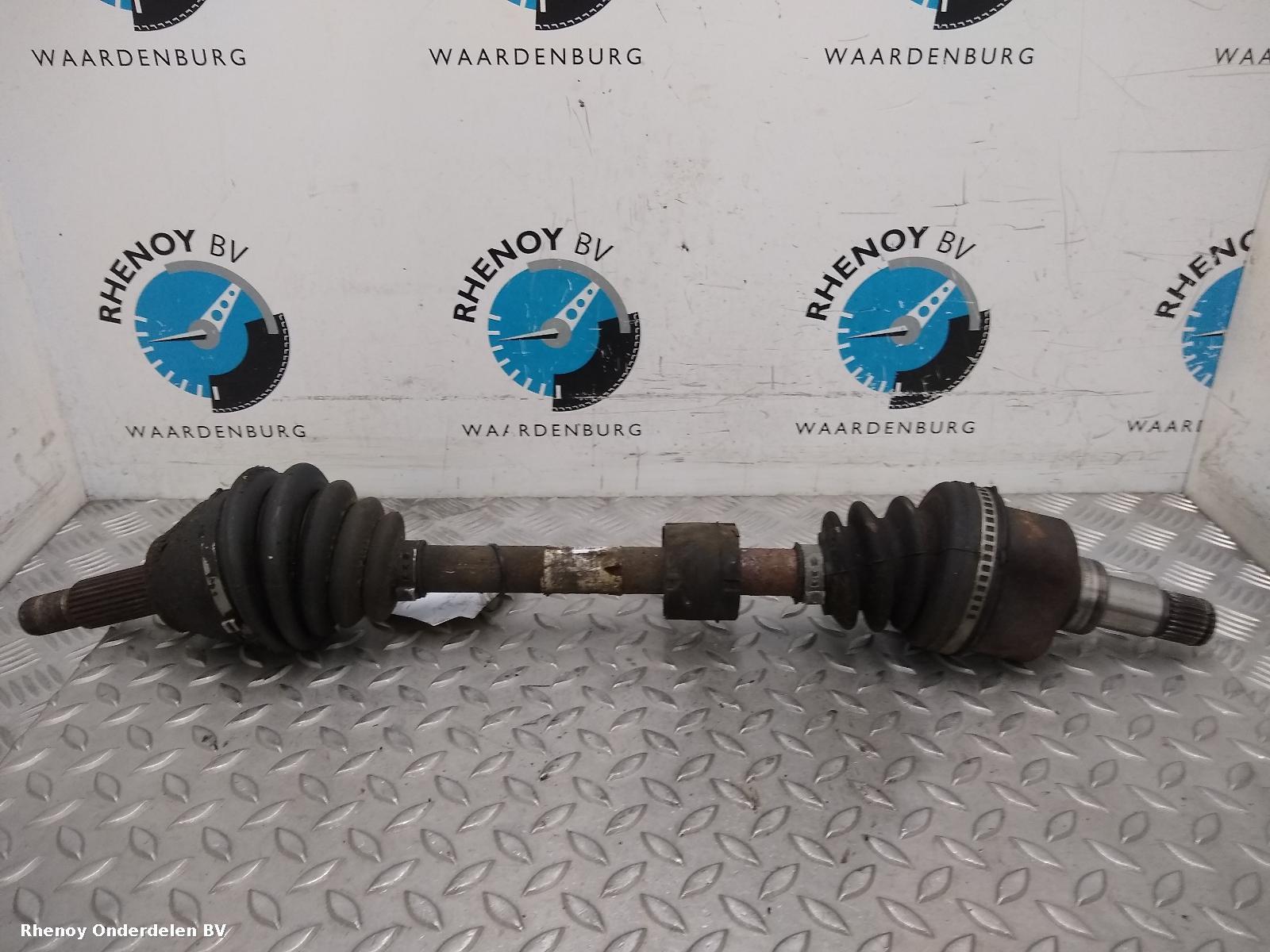 Bekijk Auto-onderdeel AANDRIJFAS L FORD FIESTA 2010