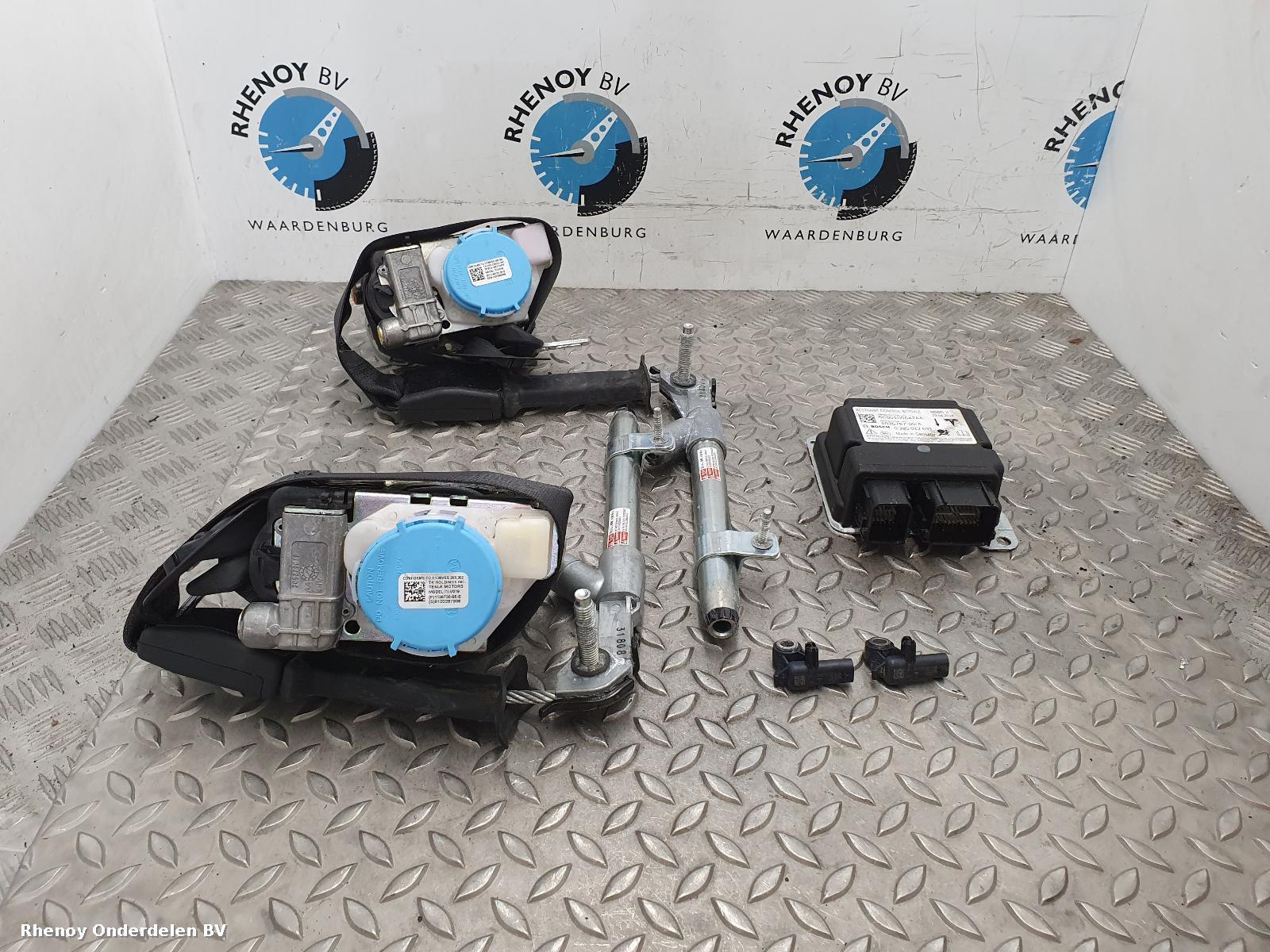 View Auto part Airbag Kit TESLA MODEL X 2018