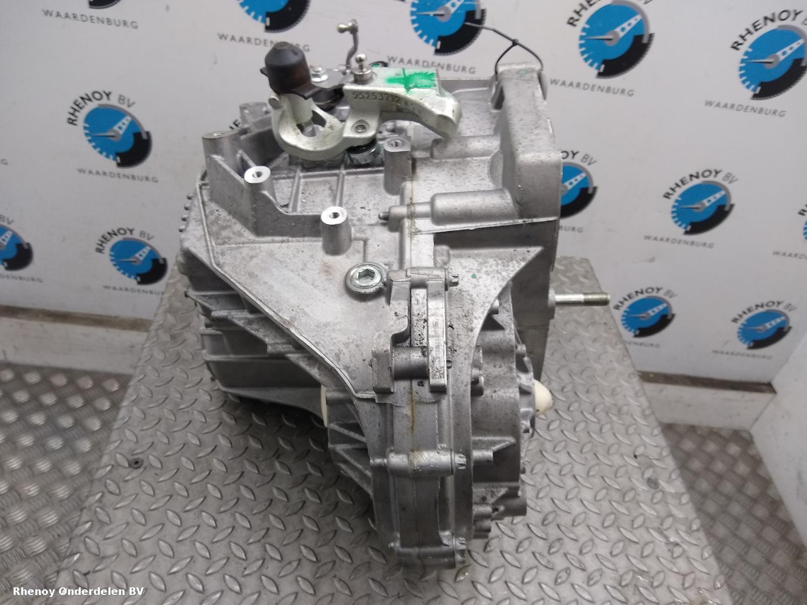 View Auto part TRANSMISSIE / VERSNELLINGSBAK FIAT TIPO 2016