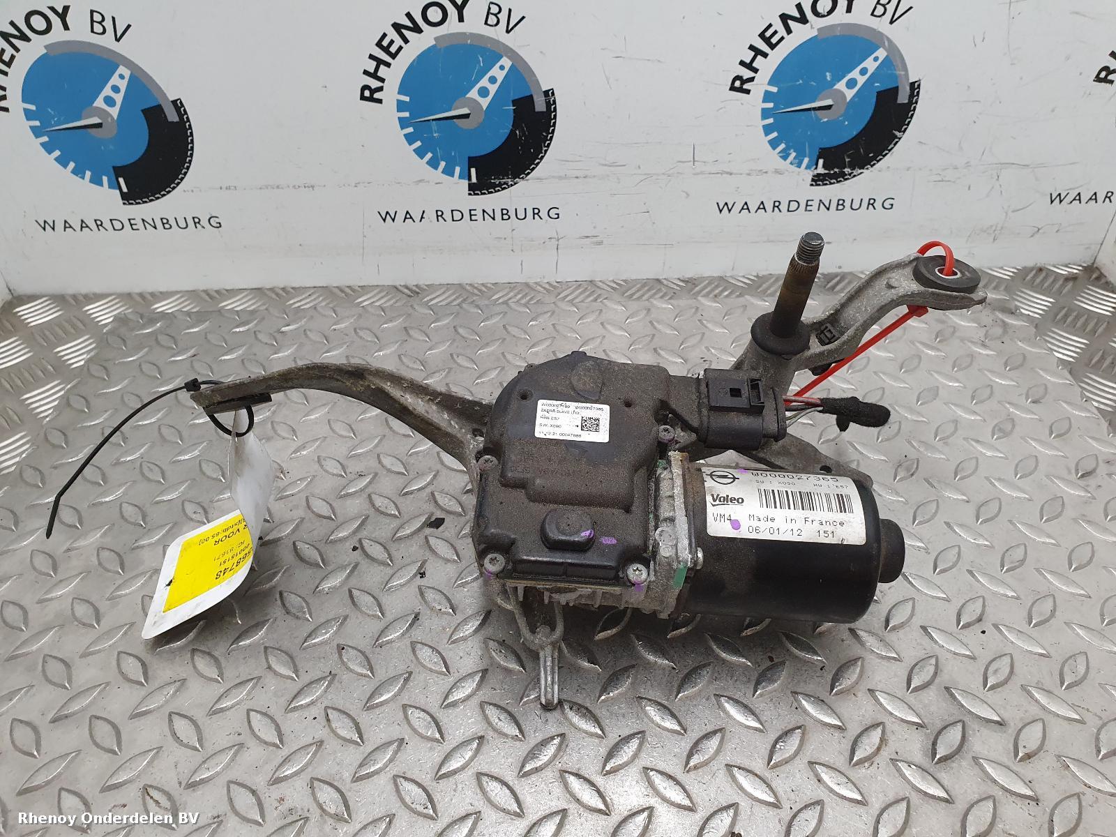 Bekijk Auto-onderdeel RUITENWISSERMOTOR VOOR OPEL / VAUXHALL ZAFIRA 2012