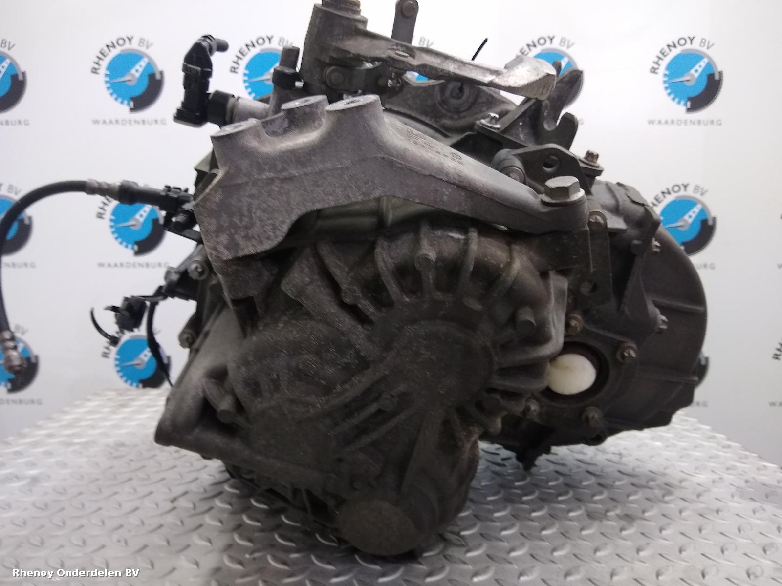 View Auto part TRANSMISSIE / VERSNELLINGSBAK OPEL / VAUXHALL ZAFIRA 2012