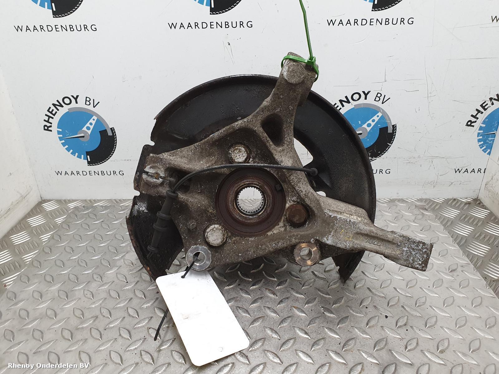 Bekijk Auto-onderdeel FUSEE LV OPEL / VAUXHALL ZAFIRA 2012