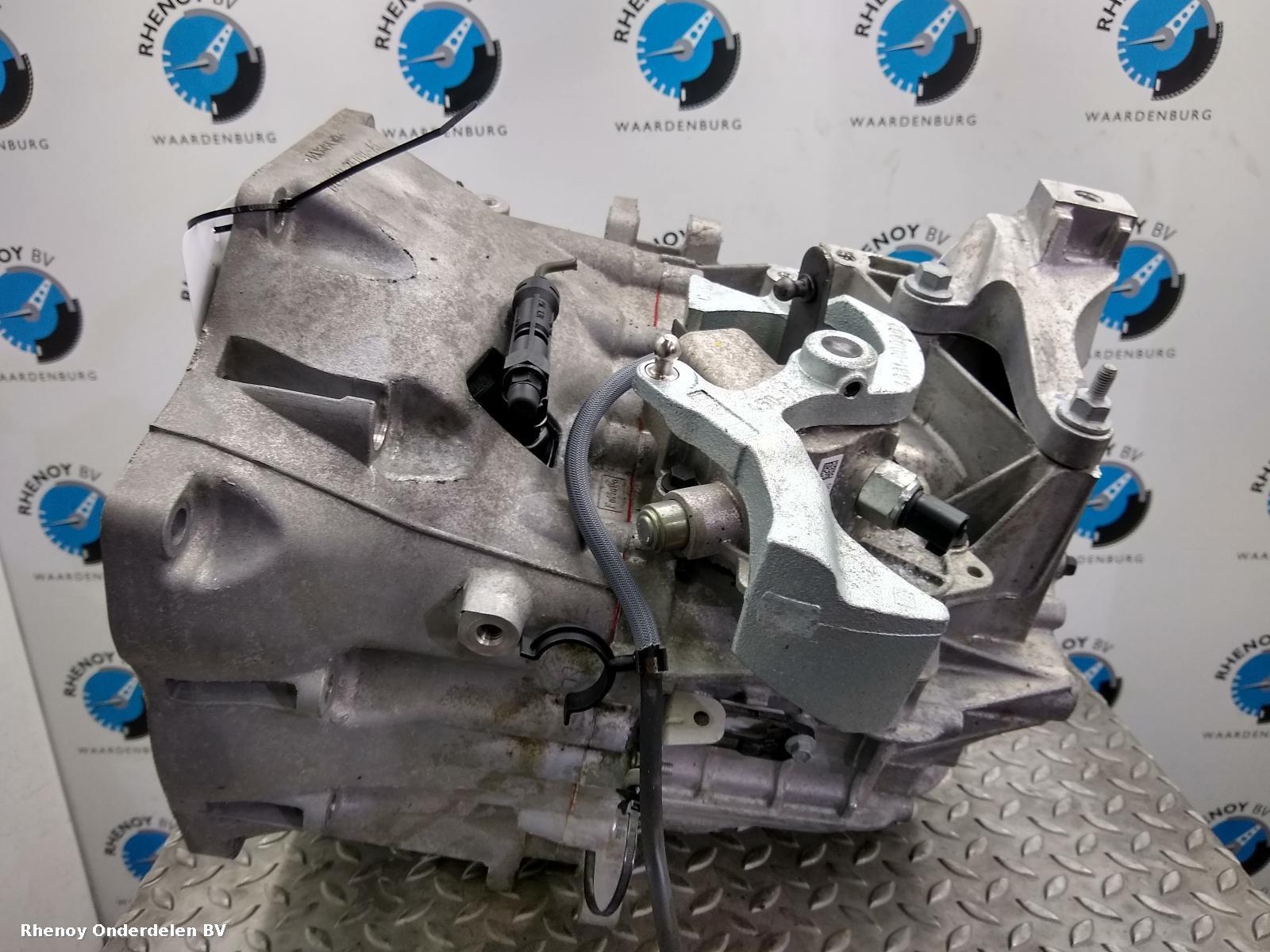 View Auto part TRANSMISSIE / VERSNELLINGSBAK FORD KUGA 2018