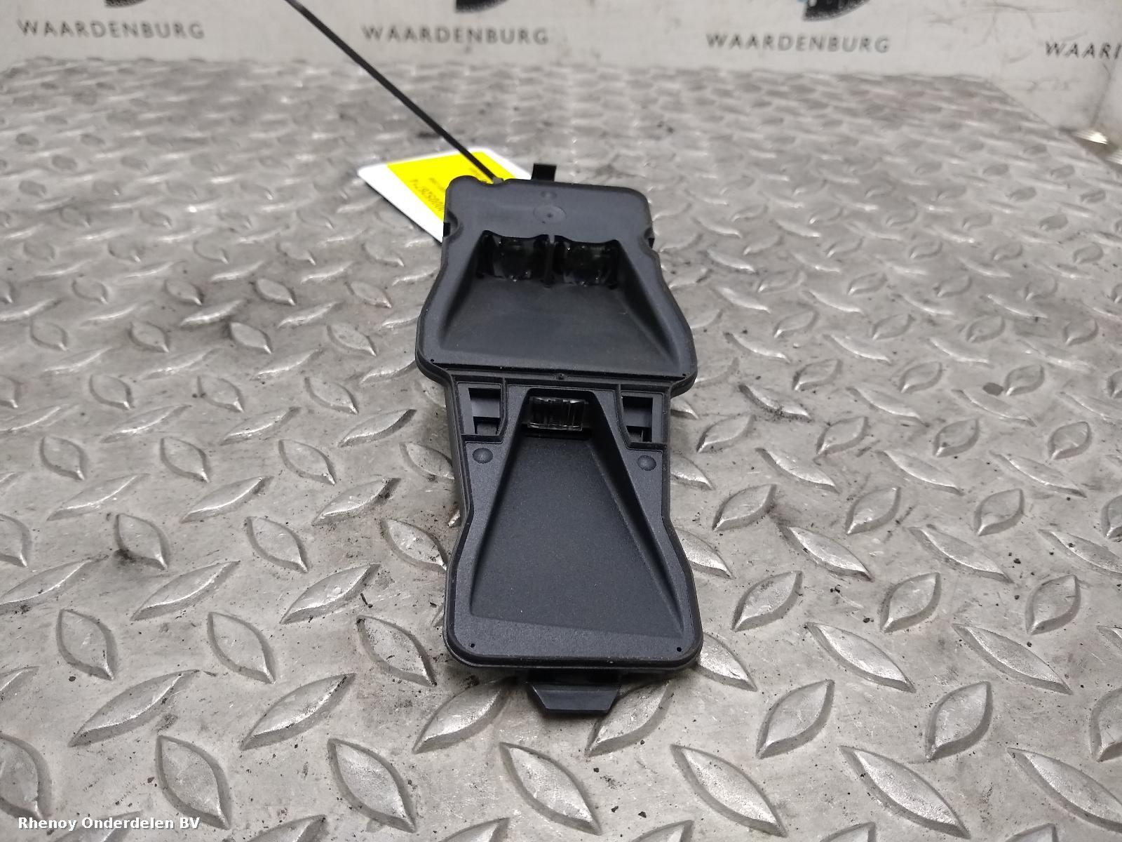 View Auto part CAMERA VOLVO V40 2016
