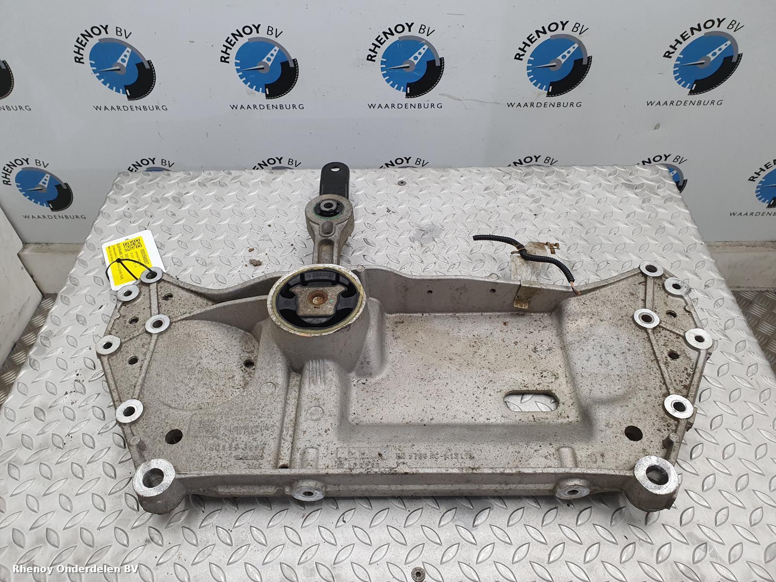 Bekijk Auto-onderdeel SUBFRAME VOOR VOLKSWAGEN GOLF 2007