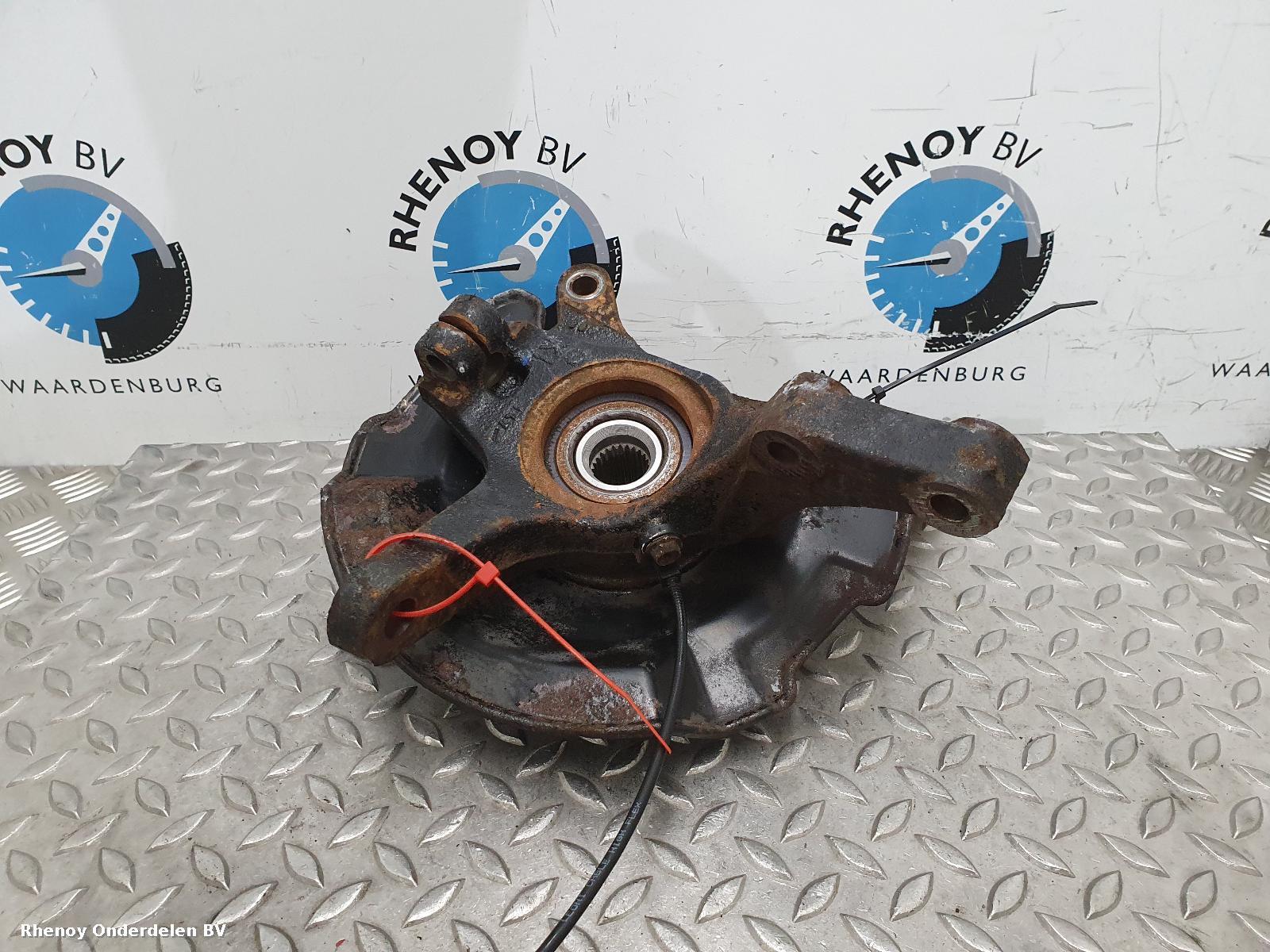 Bekijk Auto-onderdeel FUSEE RV SUZUKI SPLASH 2008