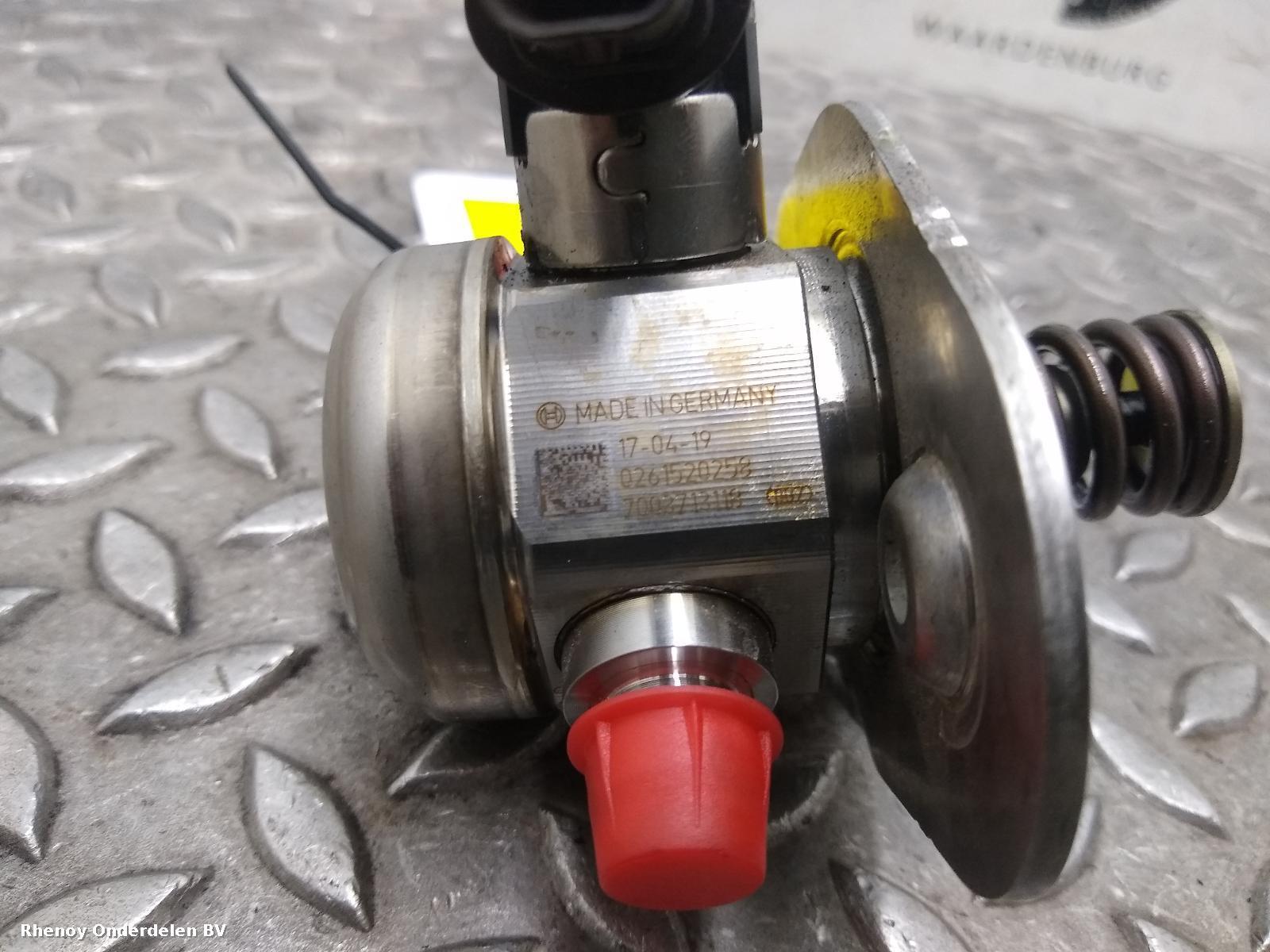 View Auto part BRANDSTOF POMP VOOR DE INJECTOR BMW 3 SERIES 2015