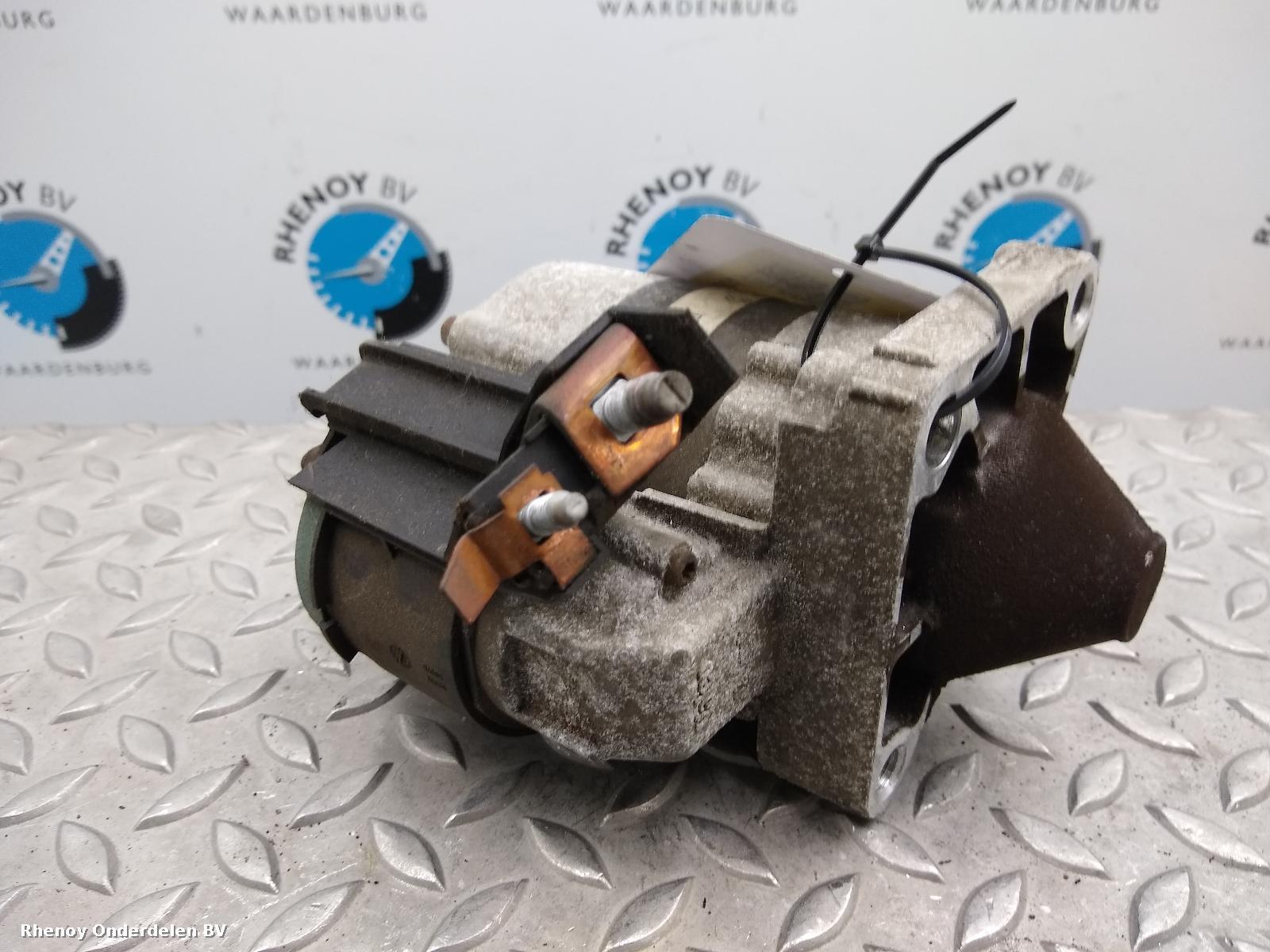 Bekijk Auto-onderdeel STARTMOTOR RENAULT CLIO 2002