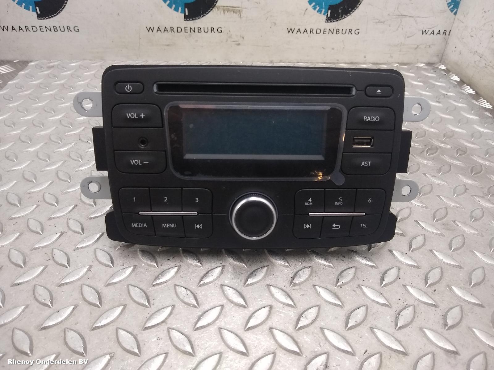 Bekijk Auto-onderdeel RADIO DACIA LOGAN 2019