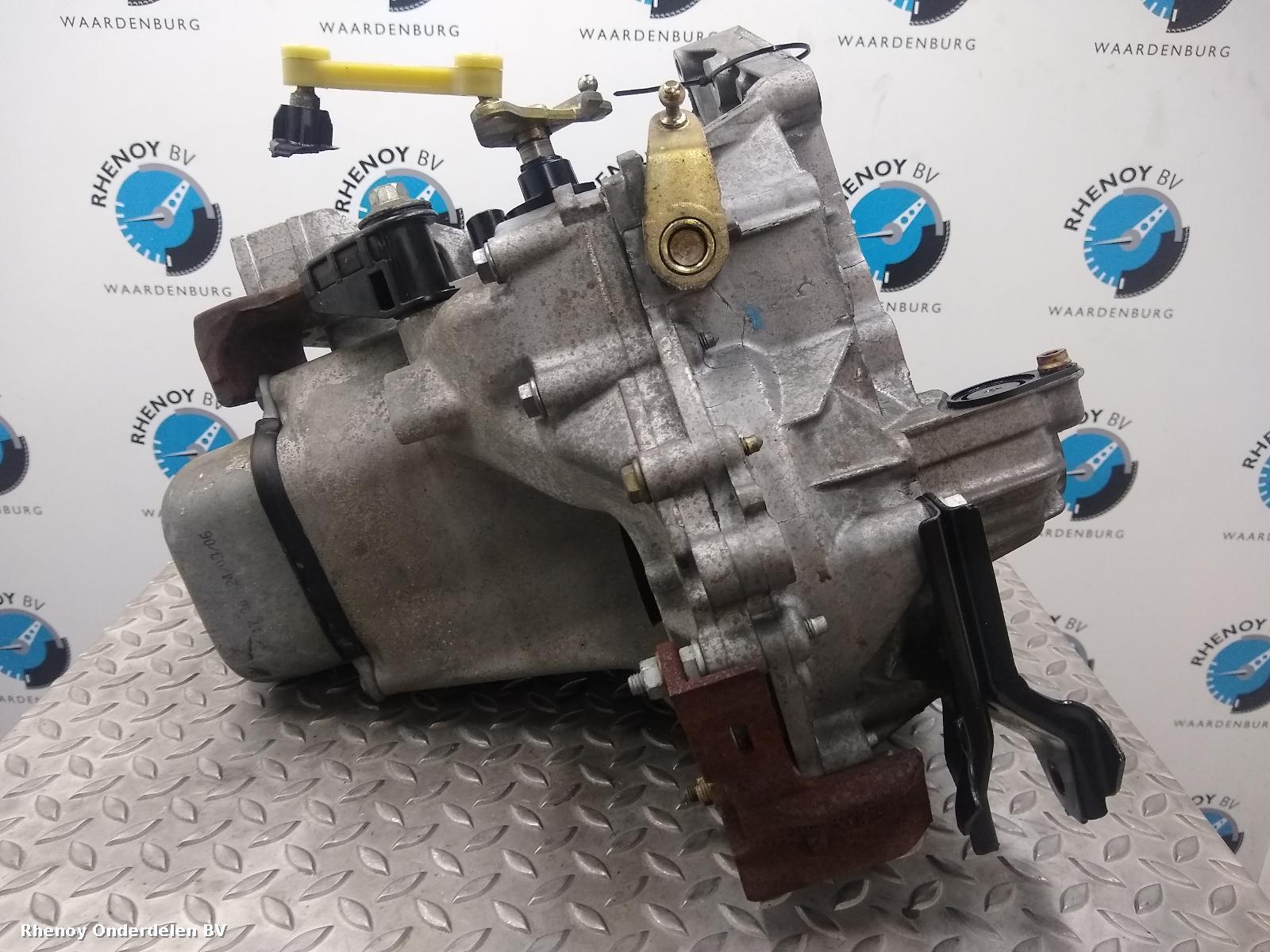 View Auto part TRANSMISSIE / VERSNELLINGSBAK CITROEN C2 2006
