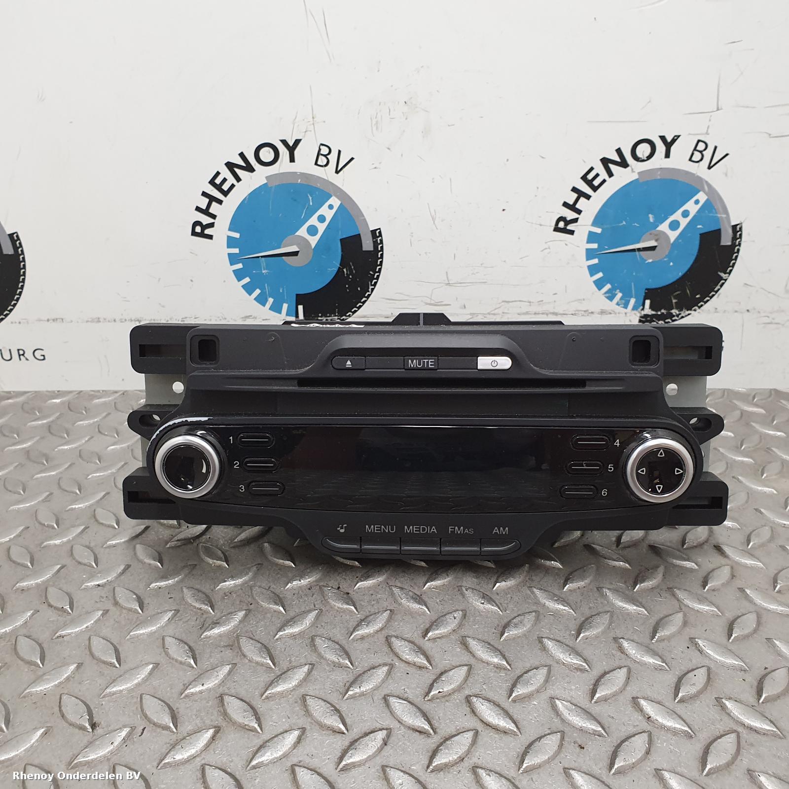 Bekijk Auto-onderdeel RADIO ALFA ROMEO GIULIETTA 2010