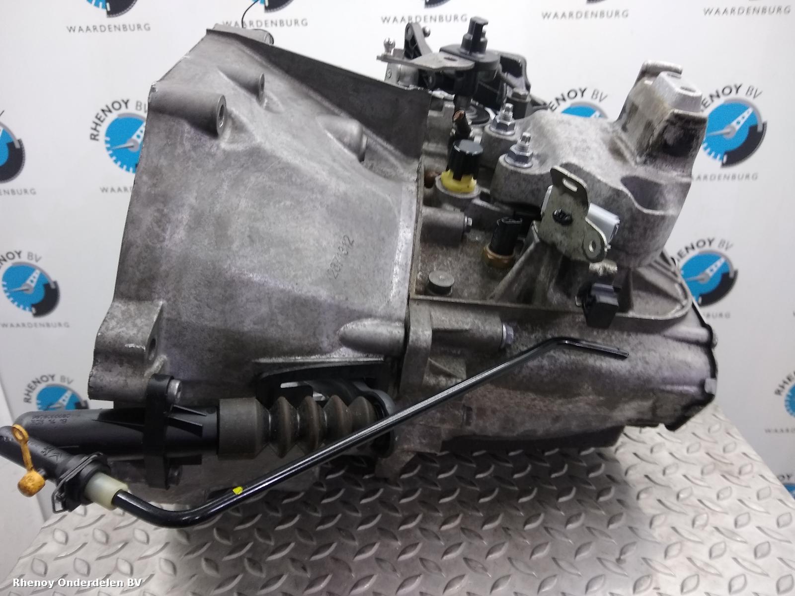 View Auto part TRANSMISSIE / VERSNELLINGSBAK PEUGEOT 308 2014