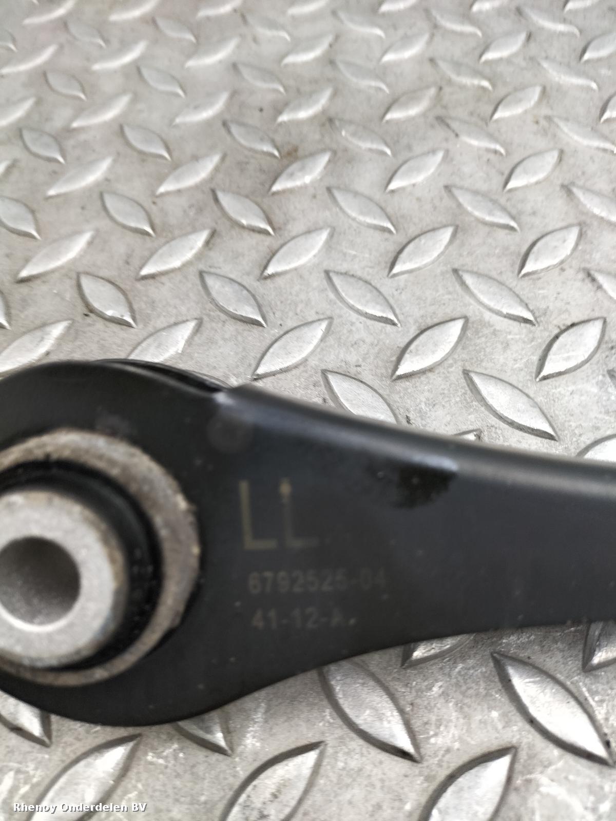 View Auto part DRAAGARM ONDER LA BMW 3 SERIES 2012