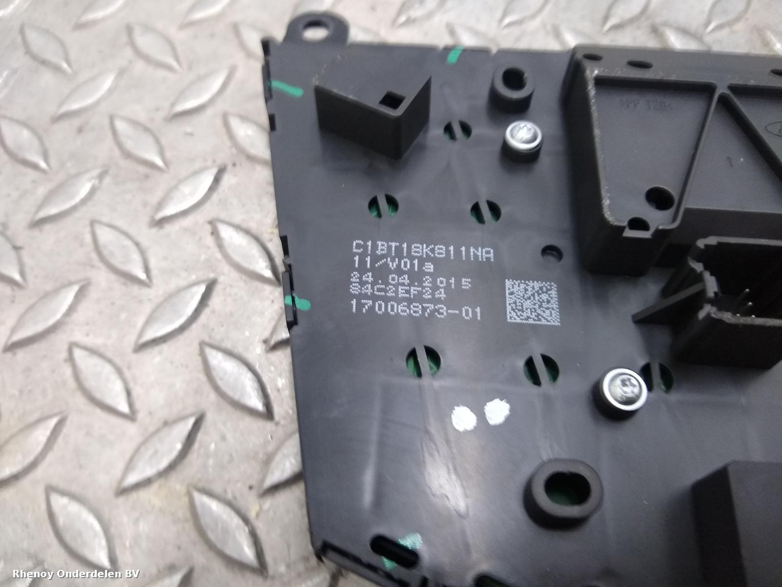 View Auto part RADIO FORD FIESTA 2015