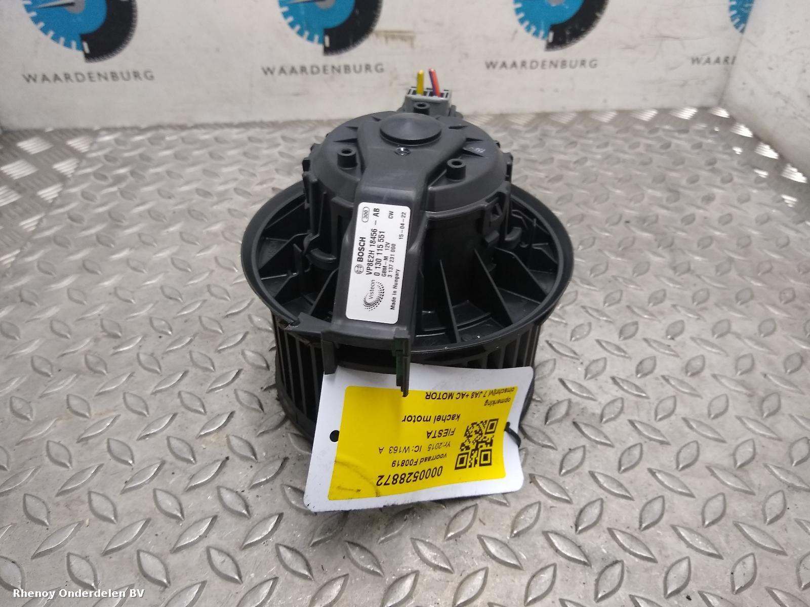 Bekijk Auto-onderdeel KACHELMOTOR FORD FIESTA 2015