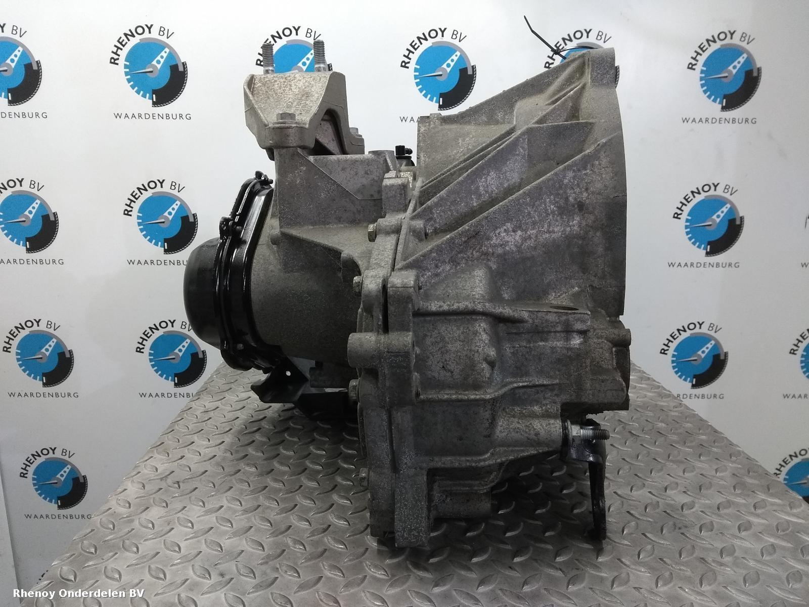 View Auto part TRANSMISSIE / VERSNELLINGSBAK FORD FIESTA 2017