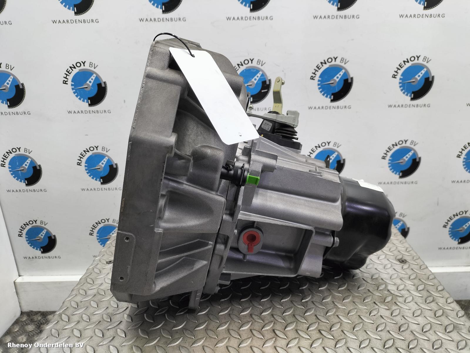 2014 NISSAN QASHQAI Gearbox View Auto part Gearbox NISSAN QASHQAI 2014