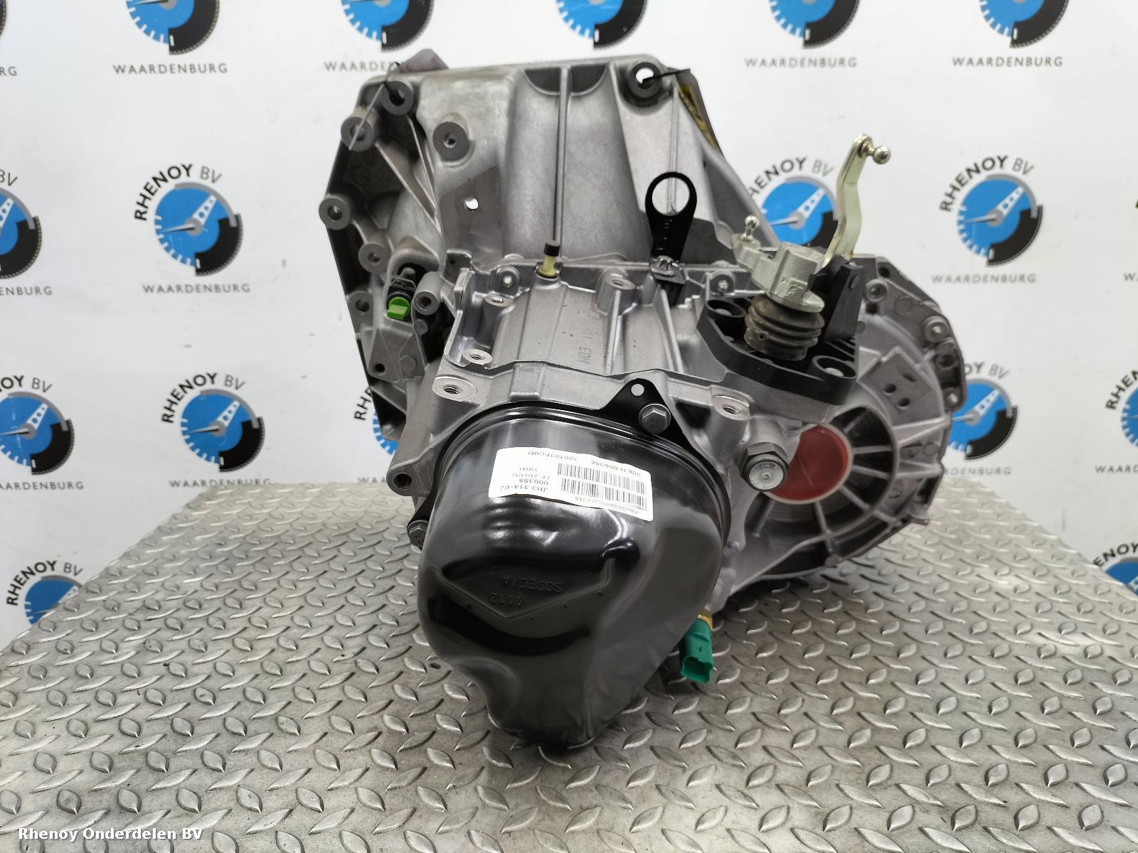 View Auto part TRANSMISSIE / VERSNELLINGSBAK NISSAN QASHQAI 2014