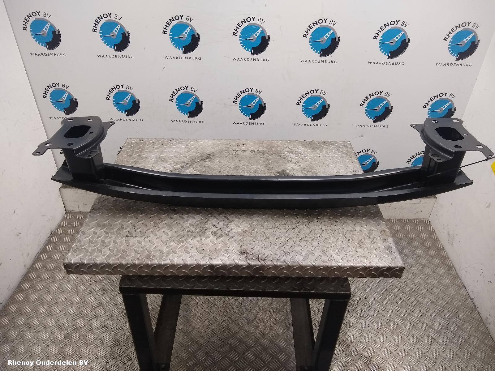 Bekijk Auto-onderdeel VOORBUMPER BALK VOLKSWAGEN CADDY 2010