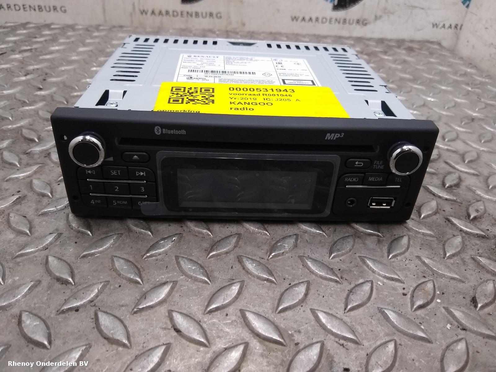 Bekijk Auto-onderdeel RADIO RENAULT KANGOO 2016