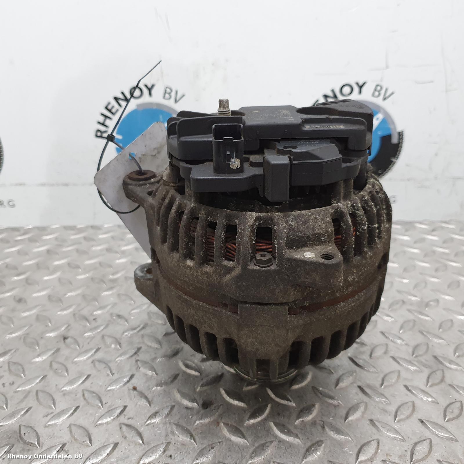 Bekijk Auto-onderdeel DYNAMO RENAULT MASTER 2004