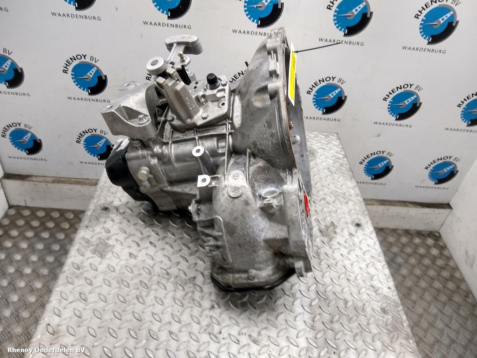 2019 OPEL / VAUXHALL CORSA TRANSMISSIE / VERSNELLINGSBAK View Auto part TRANSMISSIE / VERSNELLINGSBAK OPEL / VAUXHALL CORSA 2019