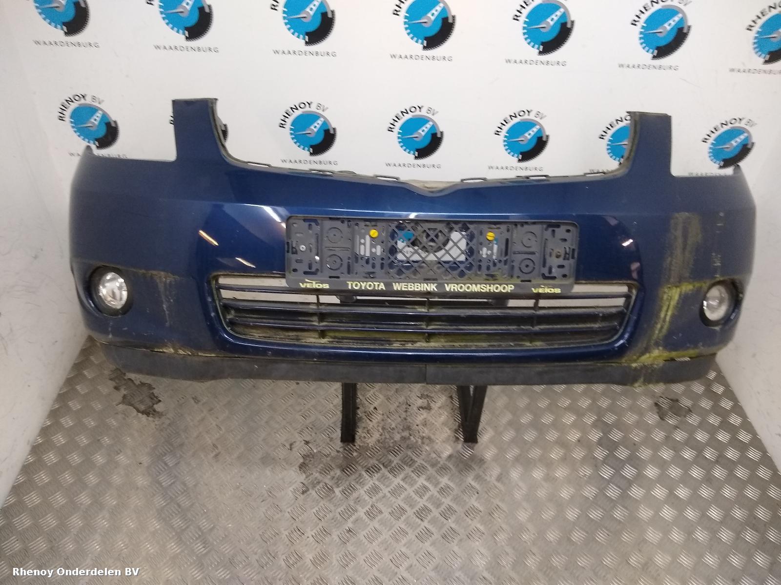 Bekijk Auto-onderdeel VOORBUMPER TOYOTA COROLLA VERSO 2004