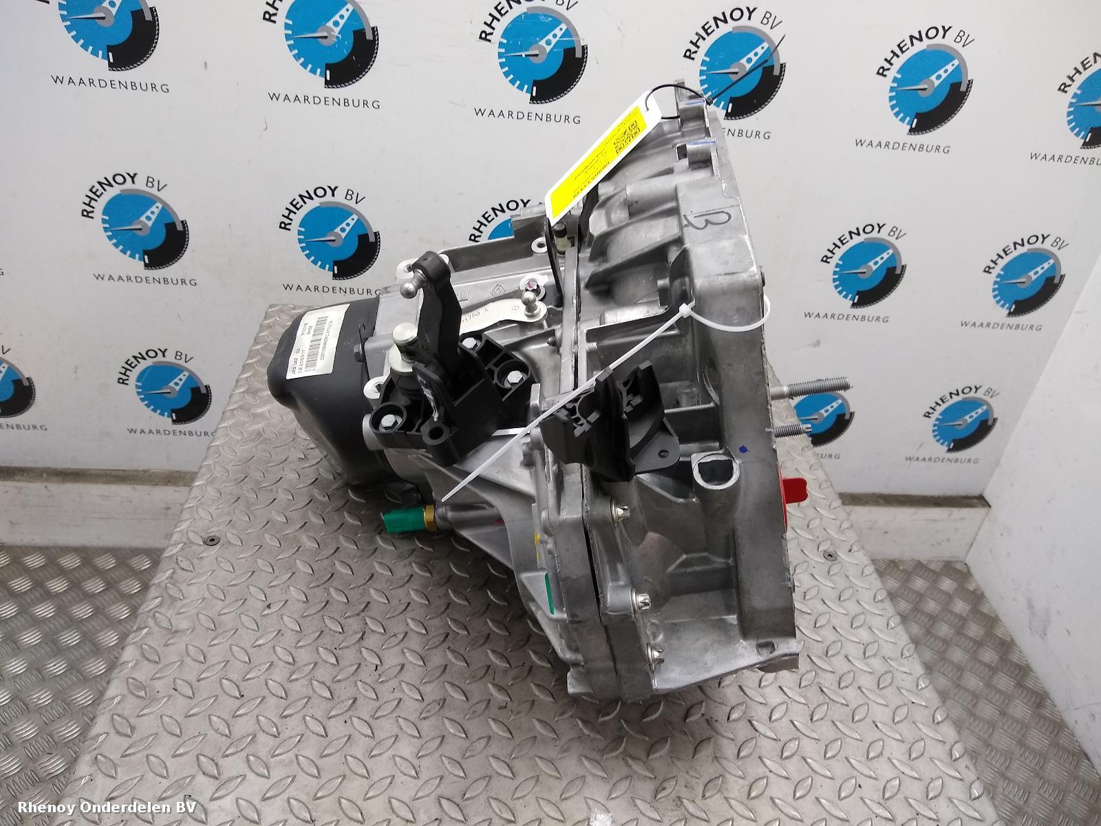 View Auto part TRANSMISSIE / VERSNELLINGSBAK RENAULT FLUENCE 2014