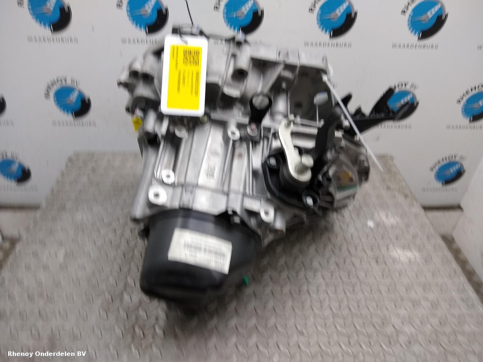View Auto part TRANSMISSIE / VERSNELLINGSBAK RENAULT FLUENCE 2014